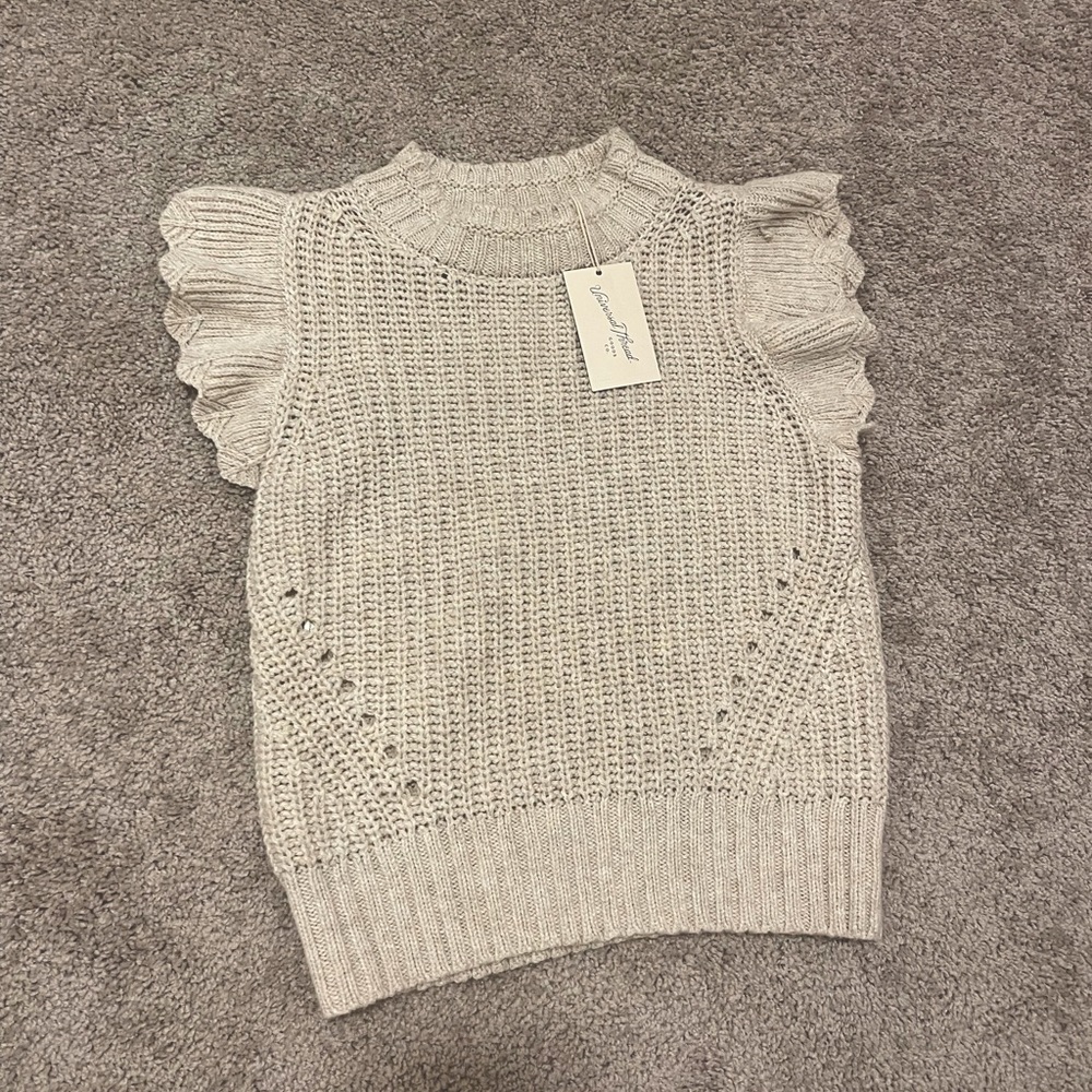 Knit Universal Threads top